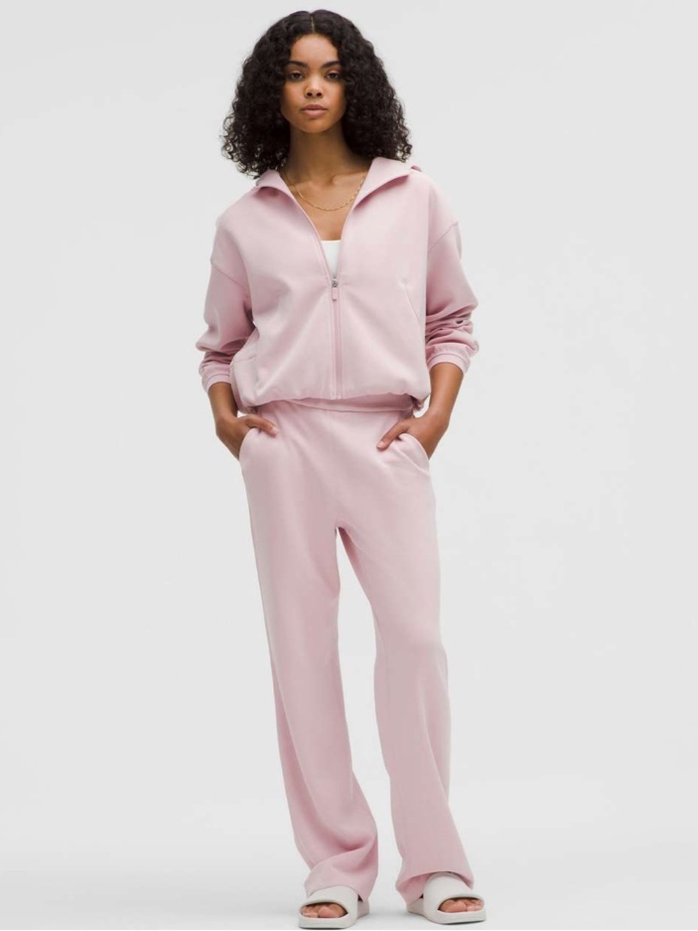 NWT Lululemon Softstreme High-Rise Straight-Leg Pant *Regular
Pink Haze